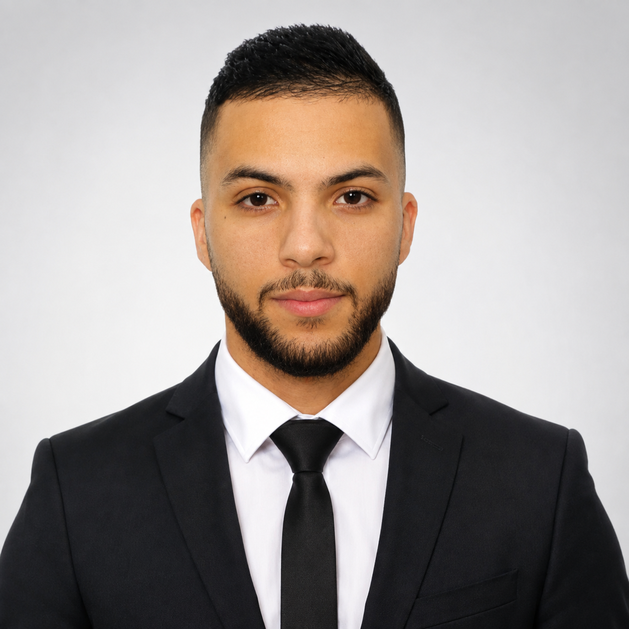 Ismail Chabane, Gérant
